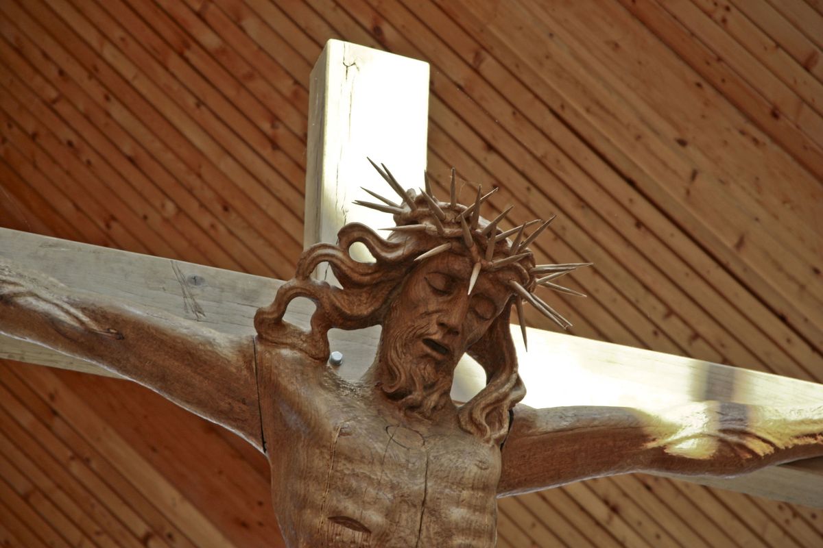 Jezus na krzyżu / zdjęcie ilustracyjne 