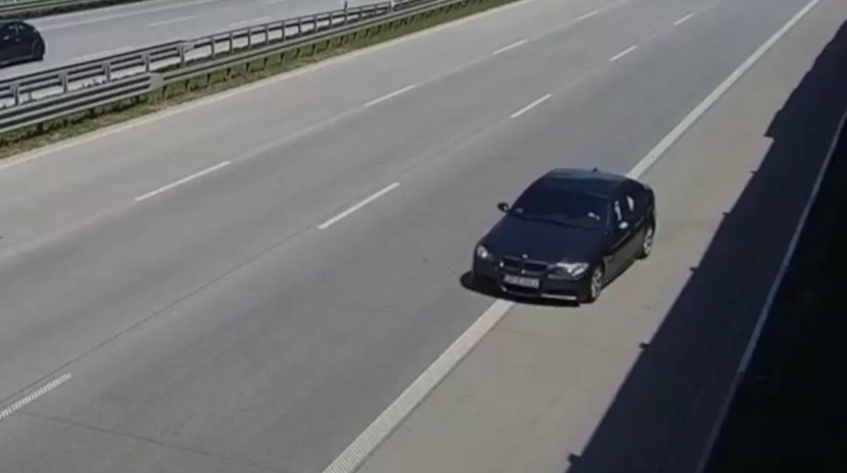 Kierowca BMW jechał pod prąd autostradą A1. Zatrzymała go policja z piotrkowskiej drogówki