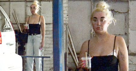 Szczuplejsza o14 kilogramów Amanda Bynes sfotografowana u mechanika (ZDJĘCIA)