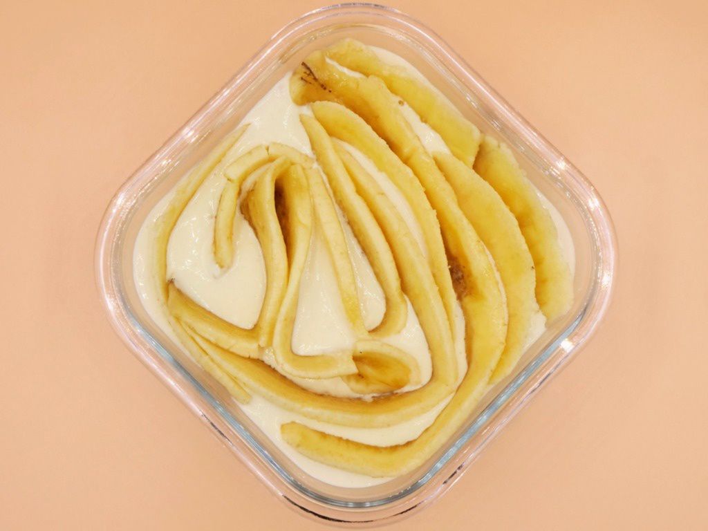 kokosowy deser sernikowy z bananem 4
