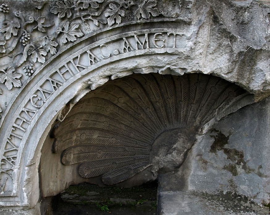 Niezwykłe odkrycie w ruinach kościoła. Podziemne przejście sprzed 1,5 tys. lat