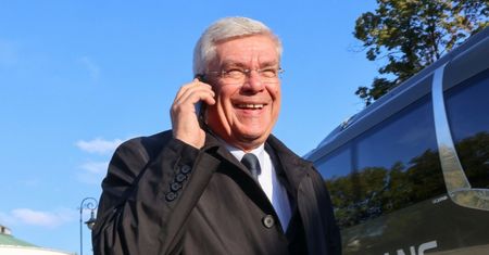 Emerytura Stanisława Karczewskiego. Wiadomo, ile miesięcznie przelewa mu ZUS. Taki to pożyje...