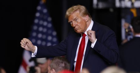 Co, jeśli Trump sam ogłosi się zwycięzcą? Demokraci są gotowi