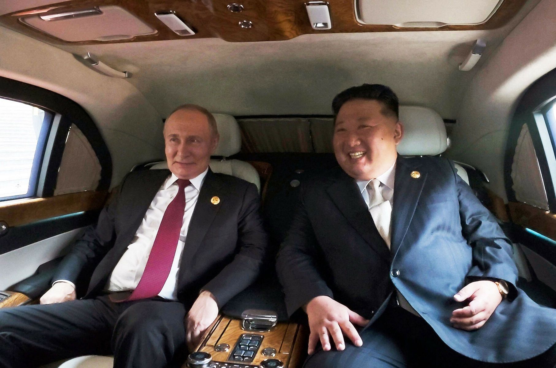 Kim Dzong Un na spotkaniu z Władimirem Putinem