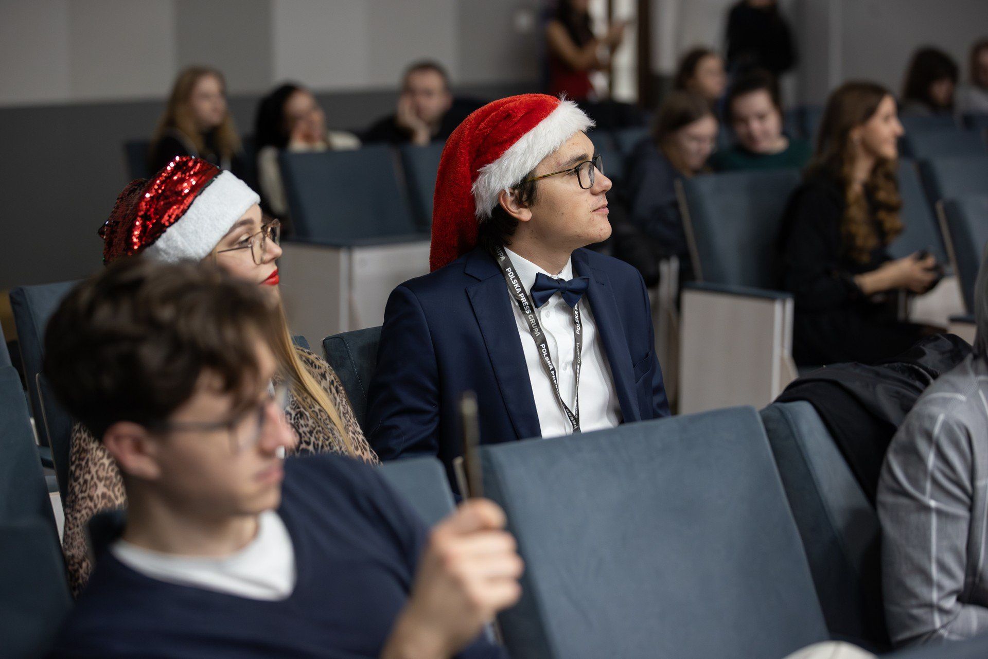 Podczas koncertu zbierano fundusze na zakup prezentów świątecznych dla pacjentów Oddziału Alergologii i Gastroenterologii Dziecięcej Szpitala Uniwersyteckiego nr 1 im. dr Antoniego Jurasza w Bydgoszczy oraz podopiecznych Domu Pomocy Społecznej &#34;Promień Życia&#34; w Bydgoszczy.