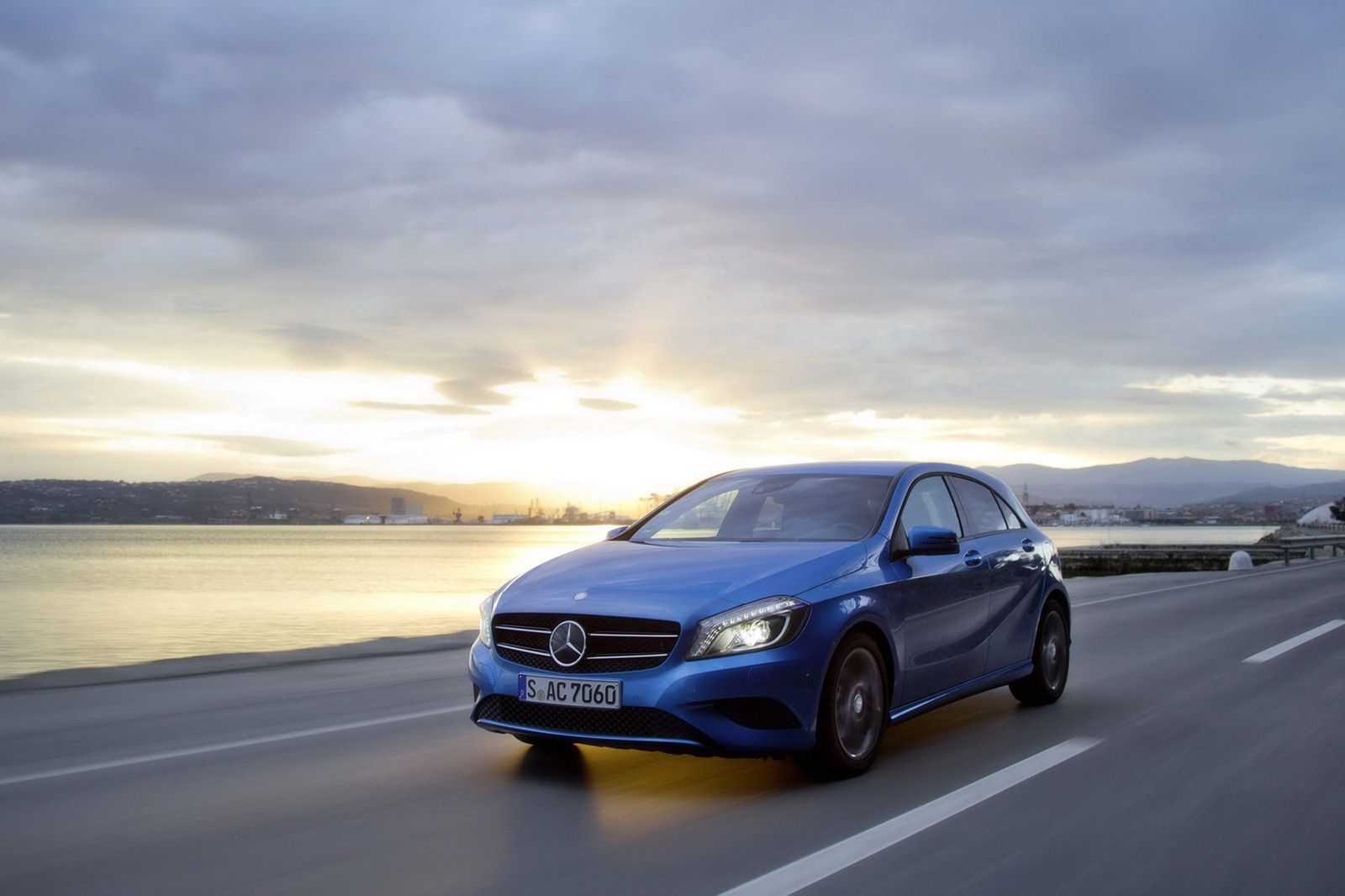 Mercedes-Benz klasy A (W176) - obszerna galeria prosto od producenta 49