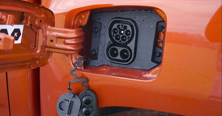 Ponad pięciometrowy elektryk za mniej niż 100 tys. zł. Muszę posypać głowę popiołem