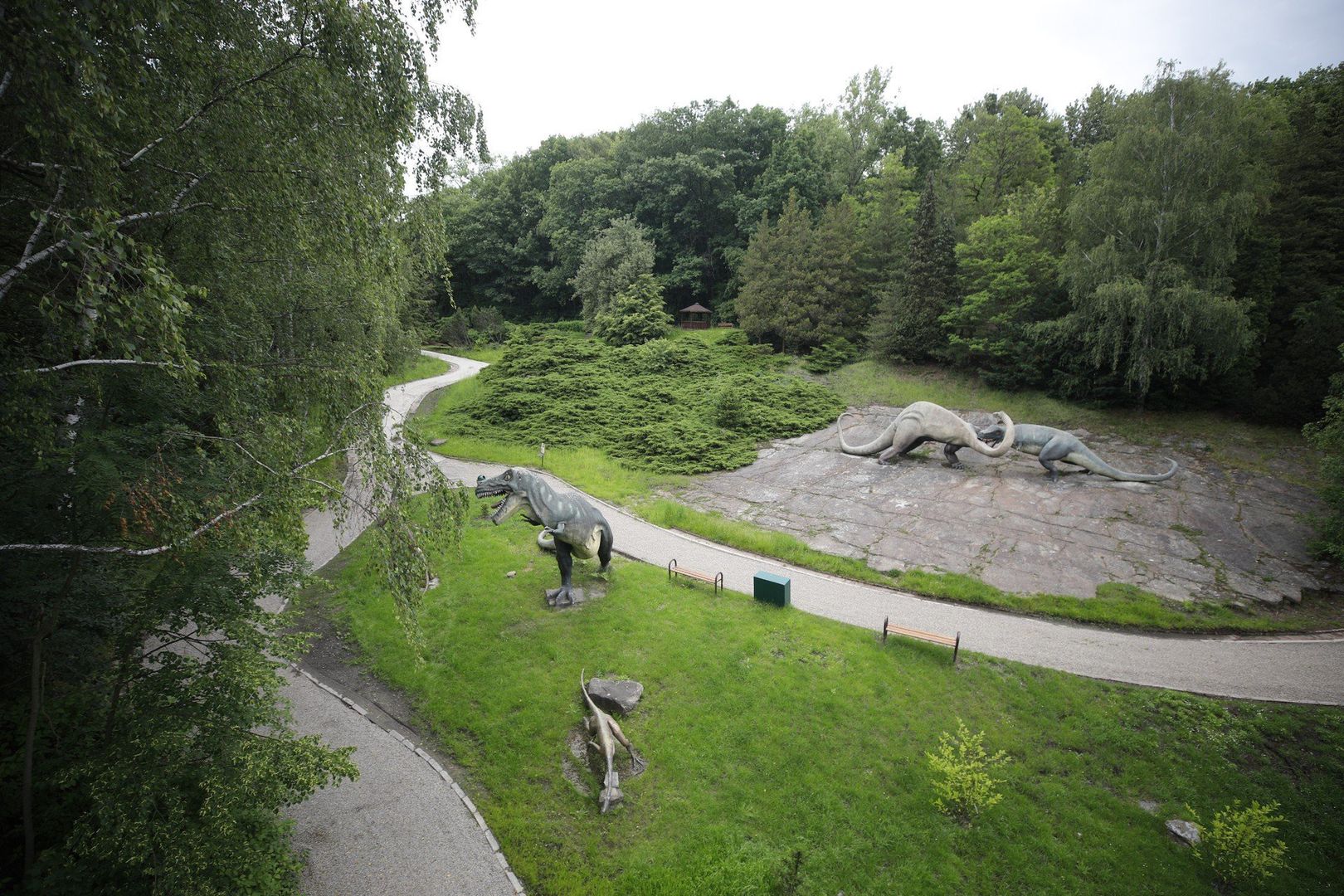 Kładka nad Kotliną Dinozaurów w Chorzowie już otwarta.