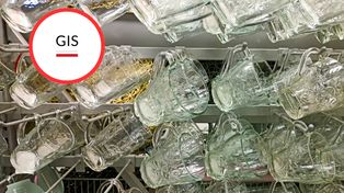 GIS ostrzega przed szklankami. Wykryto metale ciężkie, które mogą przenikać do napojów