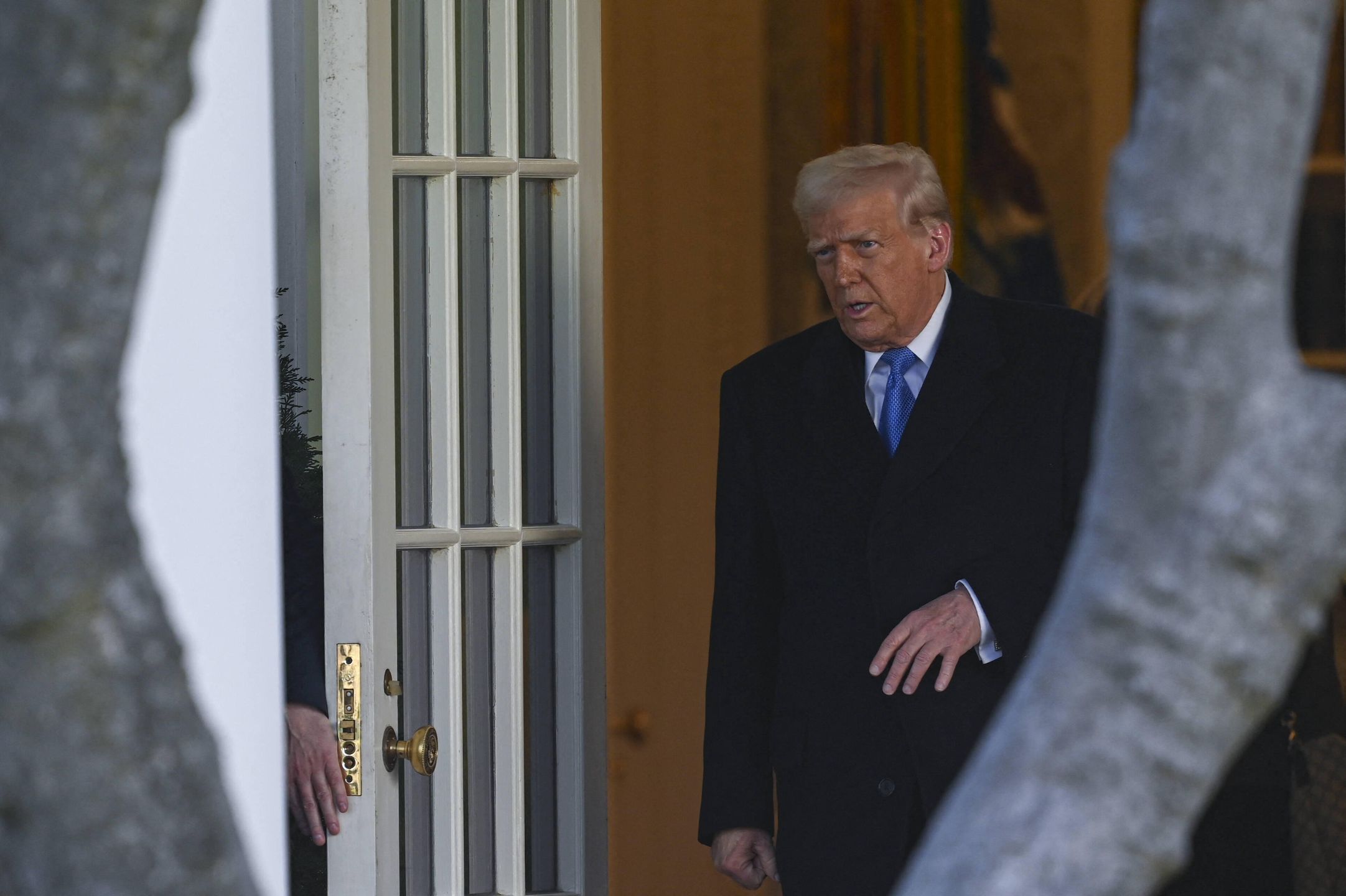 Media w USA kpią z Trumpa. "Spójrzmy na jasną stronę"