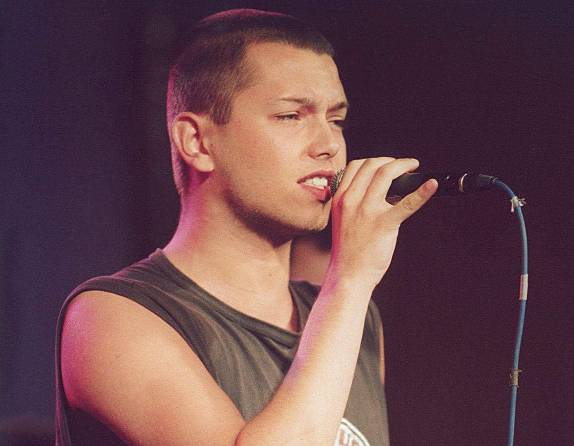 Gabriel Fleszar nagrał hit "Kroplą deszczu". Zrezygnował z popularności i kariery
