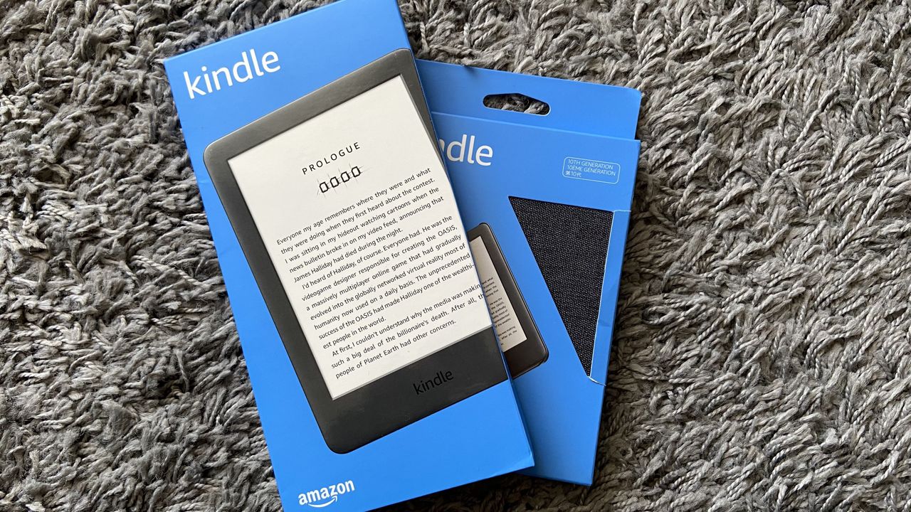 Czytnik Kindle 10 i oryginalne etui - nagroda w konkursie blogowym