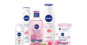 Niezwykłe właściwości wody różanej w linii Nivea Rose Touch