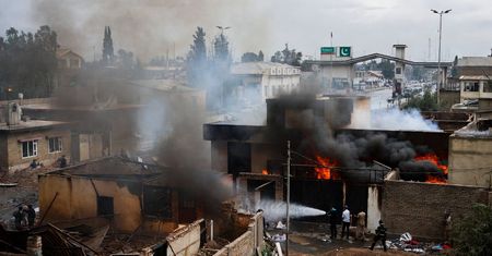 Pakistan zbombardował wschód Afganistanu – dziesiątki zabitych, w tym dzieci i kobiety