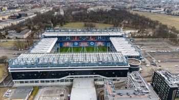 Kraków: Wisła za grosze oddaje część parkingu deweloperowi