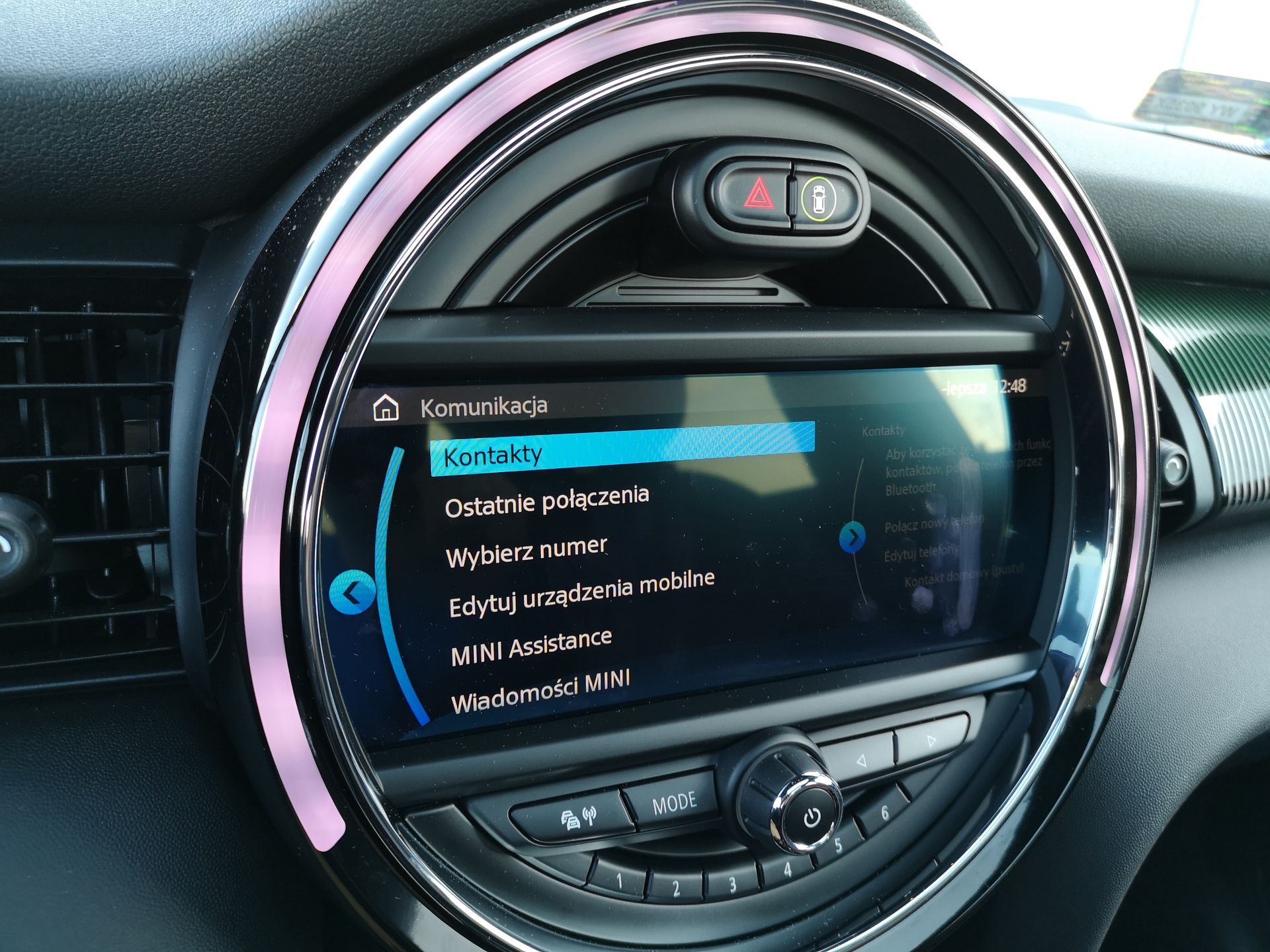 MINI Cooper S: aplikacja MINI Connected, obsługa systemu oraz audio Harman Kardon 14