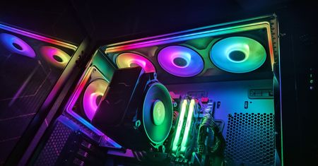 be quiet! Light Wings Pro IO. Gdy komputer ma nie tylko działać, ale też wyglądać