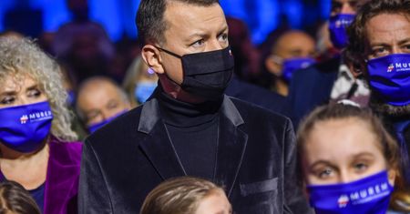 Koncert "Murem za polskim mundurem". Mariusz Błaszczak pod sceną