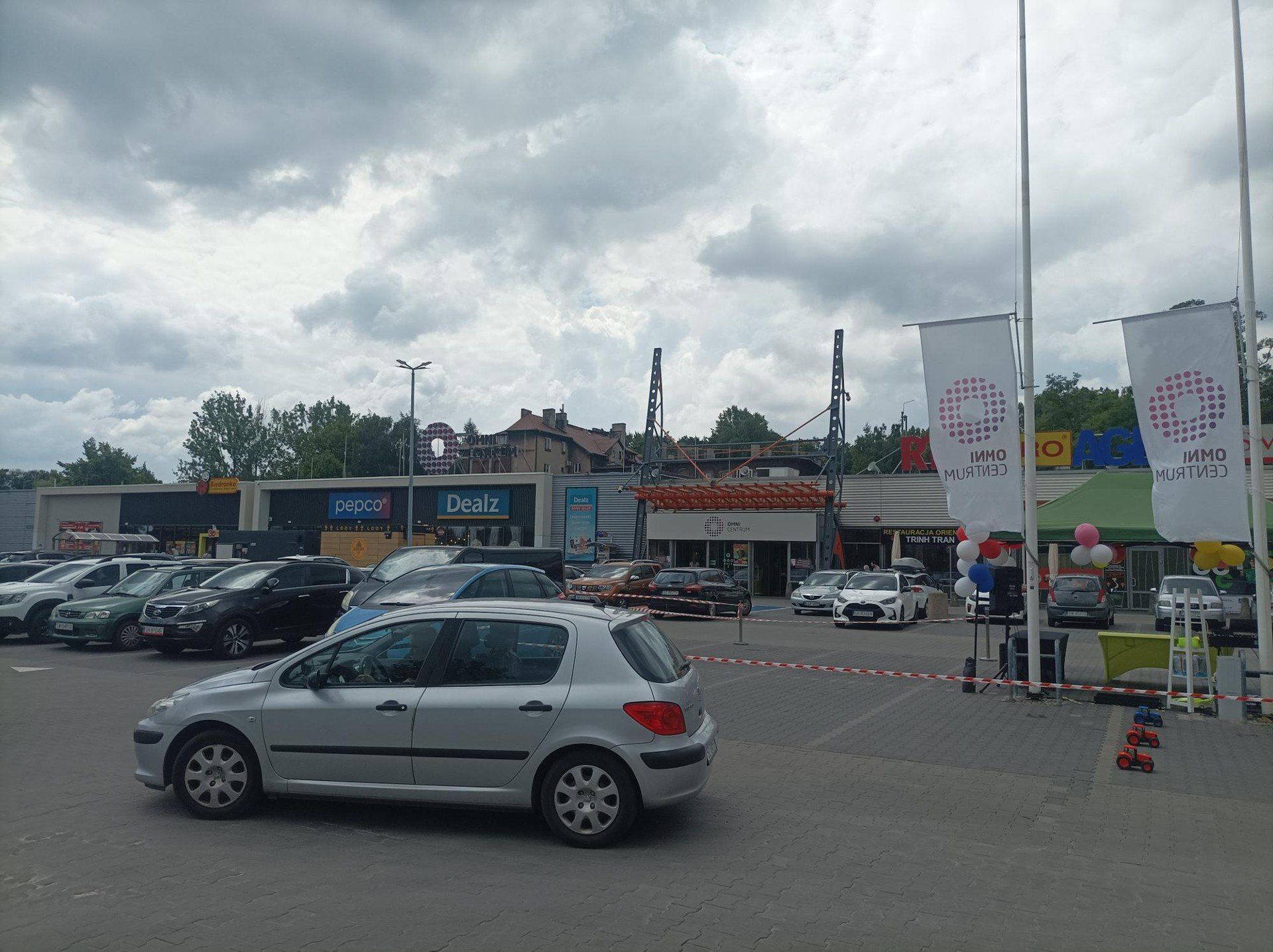Oszuści działali w centrum handlowym w Świętochłowicach