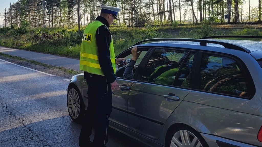 Po zatrzymaniu prawa jazdy nie wystarczy poczekać na upłynięcie kary. W takim przypadku można dostać nową