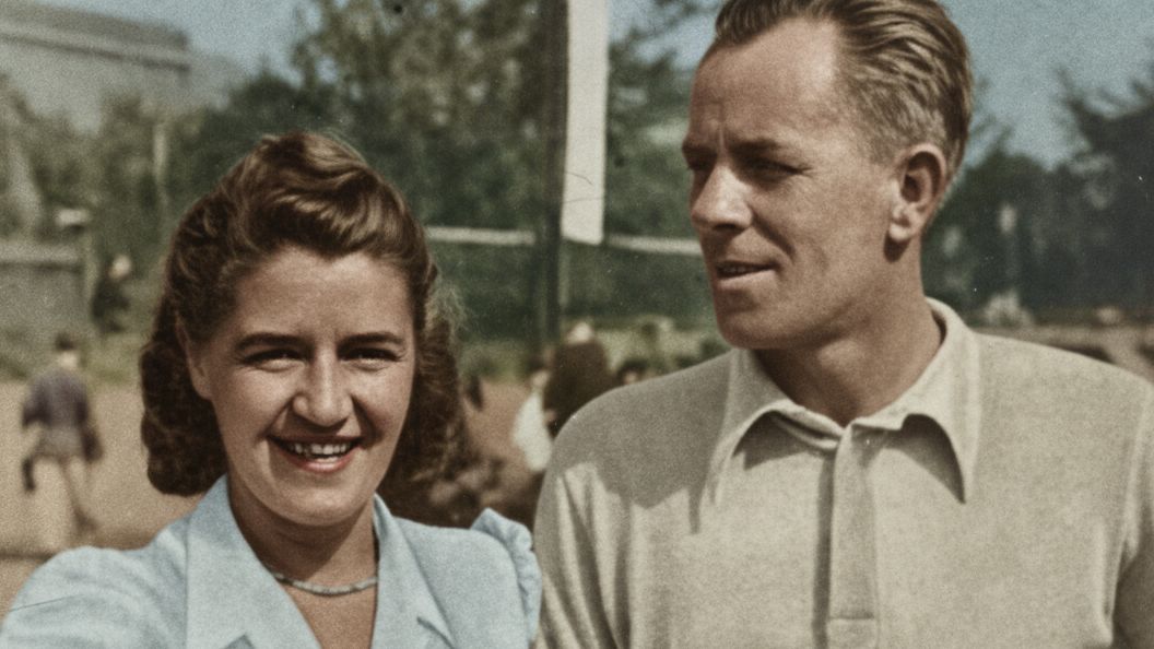 Jadwiga Jędrzejowska i Józef Hebda po Mistrzostwach Polski w 1945 roku fot. domena publiczna