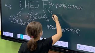 Legnica: Czwartoklasiści z SP 10 usłyszeli, co grozi za hejt