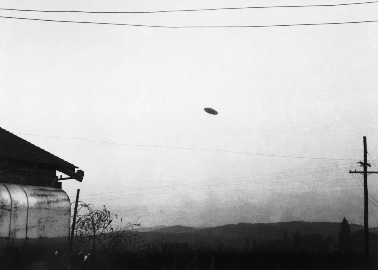 Pentagon bada raporty o UFO; zdjęcie ilustracyjne