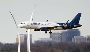 Samolot nagle zaczął tracić wysokość. Kilkoro rannych