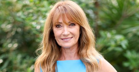 74-letnia Jane Seymour pozuje w kostiumie kąpielowym. Czas się zatrzymał dla serialowej Doktor Quinn?