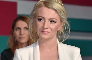 Pokazała się bez grama makijażu. "Piękność bije z tego zdjęcia"