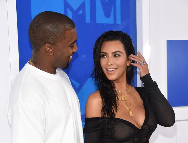 Kim Kardashian i Kanye West będą mieli TRZECIE DZIECKO! Za prawie 400 tysięcy...