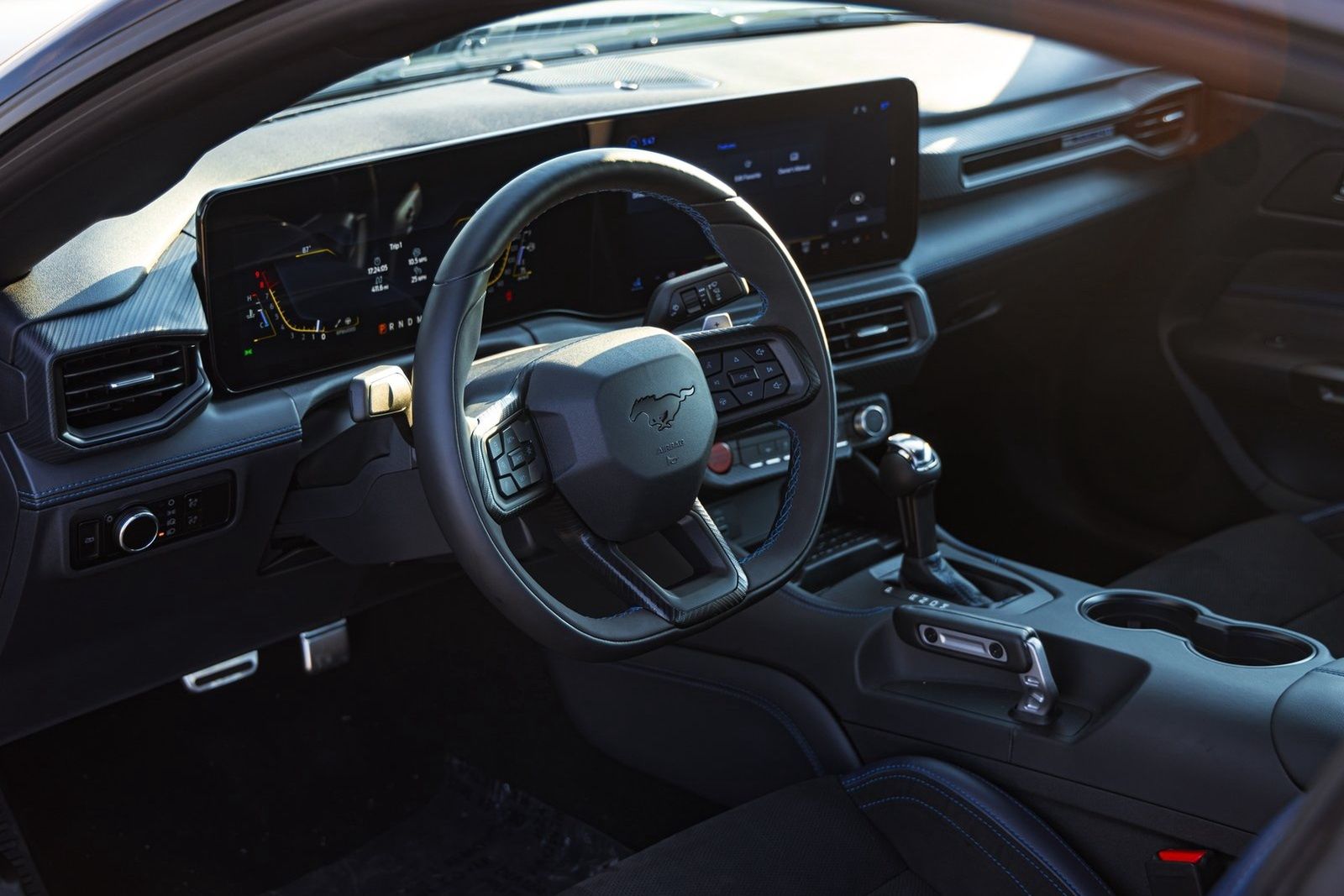 Hennessey H850 Mustang Dark Horse 