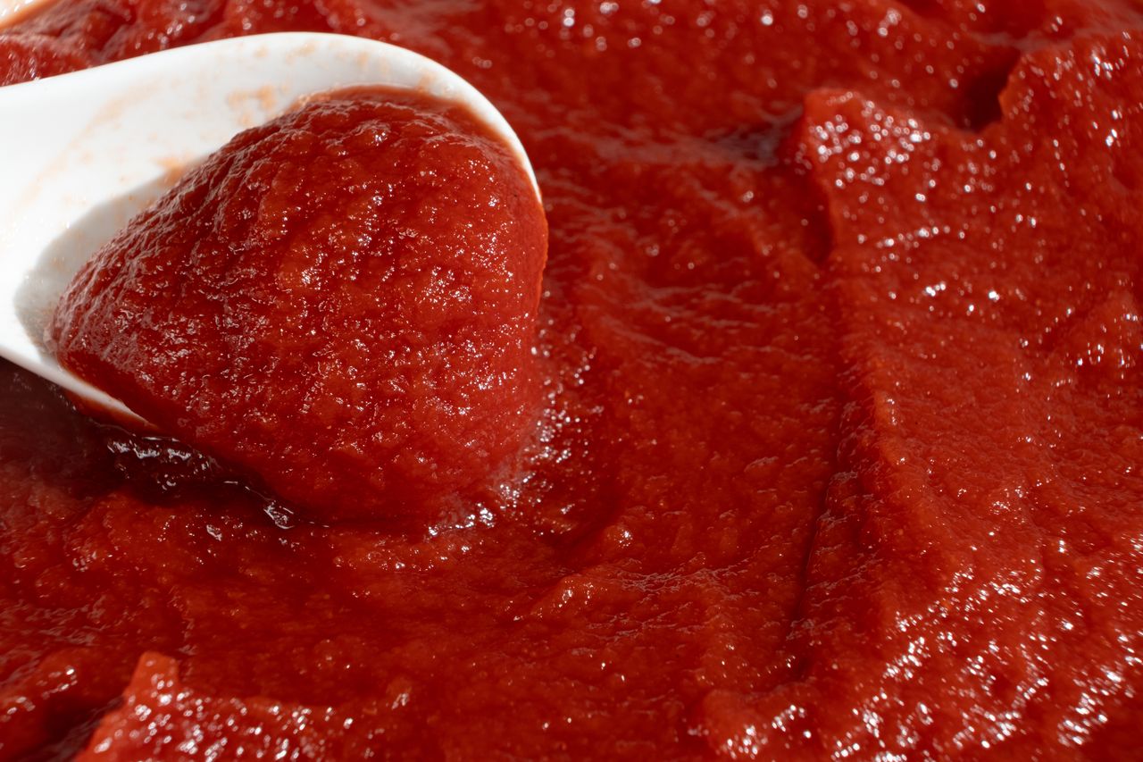 Koncentrat pomidorowy a ketchup to nie to samo