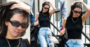 Nieumalowana Kendall Jenner pokazuje fotografom pachę