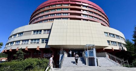 Lekarze zarabiali miliony, placówka tonie w długach. Nowa dyrekcja robi porządki