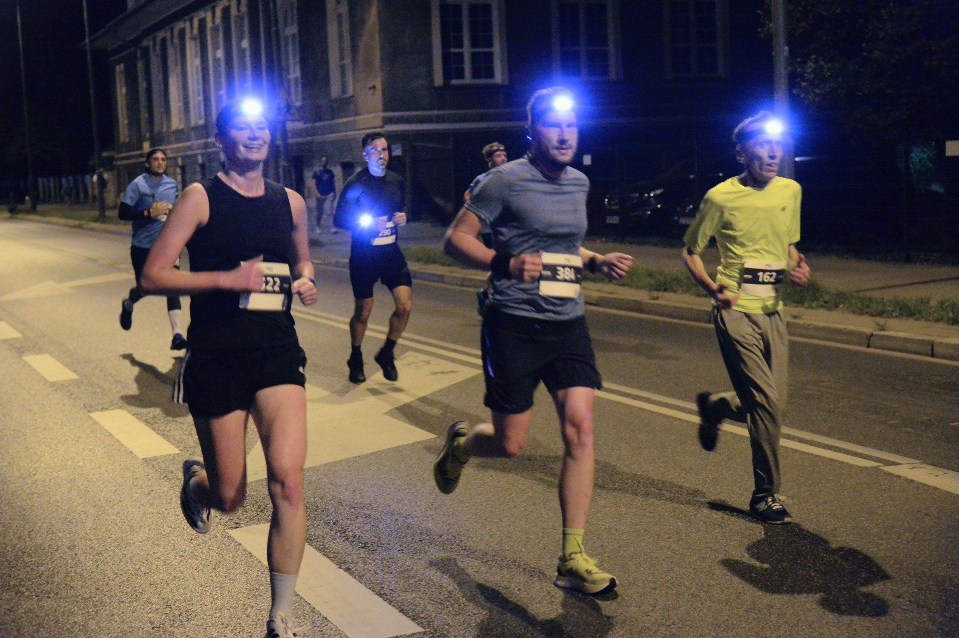 W Poznaniu odbył się Night Run 2025, który jest preludium przed Enea Ironman 70.3