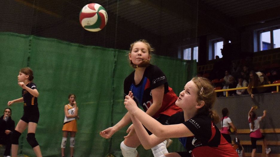 Ligowe turnieje siatkówki dziewcząt w Malborku