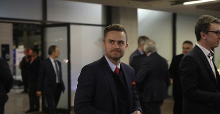 Adam Hofman. Firma byłego rzecznika PiS z rządową pomocą