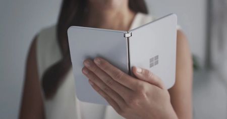 Surface Duo 2 - specyfikacja techniczna robi wrażenie?