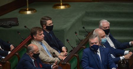 "Tłuste koty" w PiS. W radach nadzorczych są ich setki