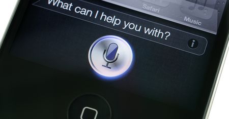 Wystarczy iPhone i iOS 12, aby komendą głosową otworzyć Volkswagena Passata