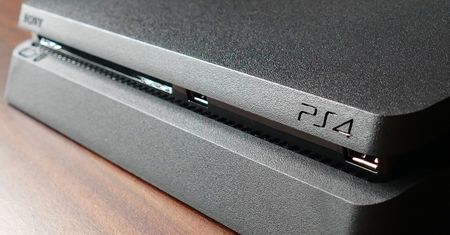 Sony ma problem, zabezpieczenia nowych wersji systemu PlayStation 4 złamane