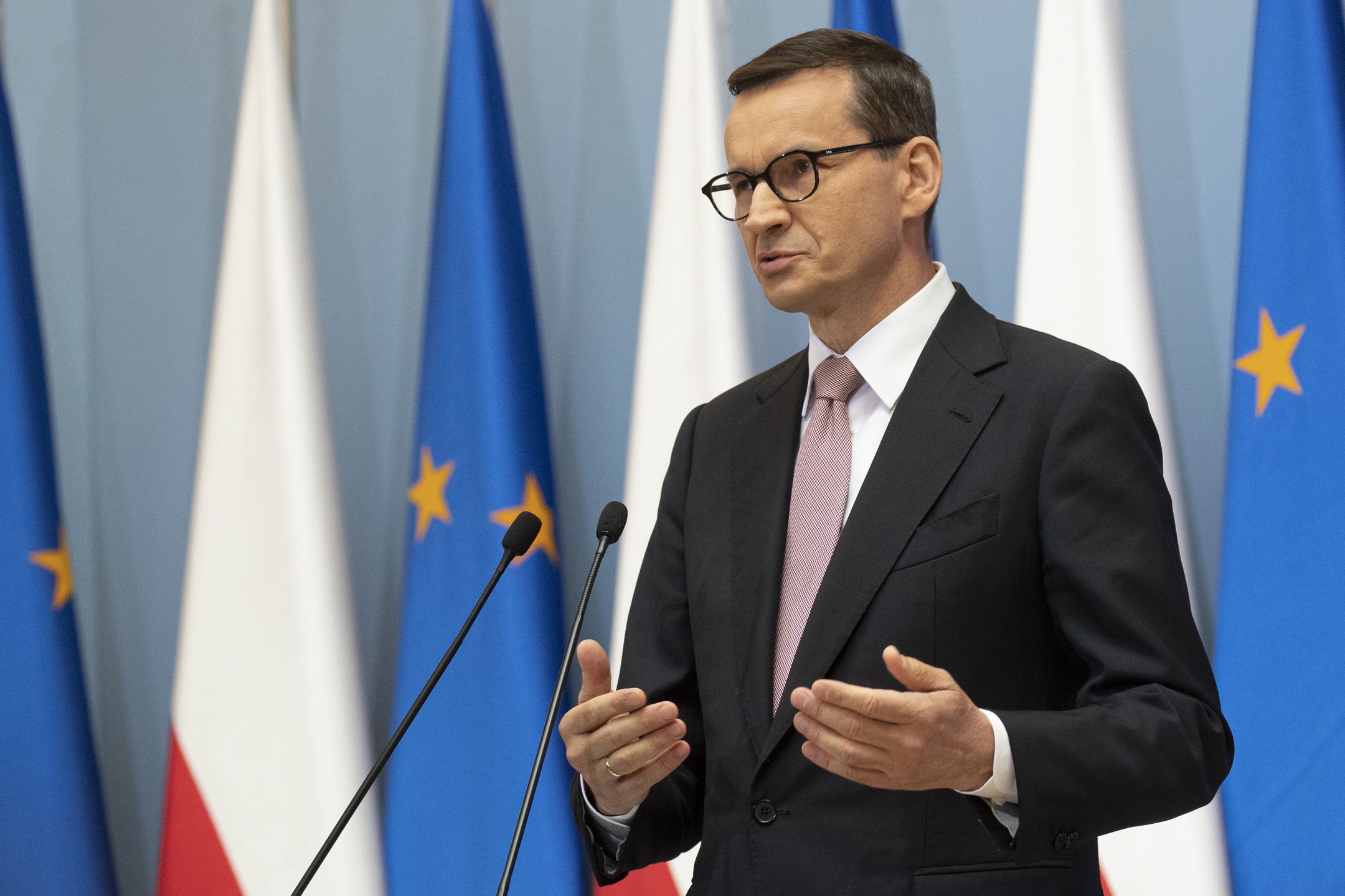 Konferencja prasowa Mateusza Morawieckiego i Magdaleny Rzeczkowskiej
02.08.2022. Warszawa. Konferencja prasowa premiera Mateusza Morawieckiego oraz minister finansow Magdaleny Rzeczkowskiej. n/z Mateusz Morawiecki,Image: 711489440, License: Rights-managed, Restrictions: , Model Release: no, Credit line: Jacek Szydlowski / Forum
Jacek Szydlowski / Forum
finanse, gospodarka, Konferencja, Mateusz Morawiecki, Politycy, polityka, Prasowa, rzad, rzadowa