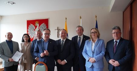Będzie punkt paszportowy w Ostrowcu Św.