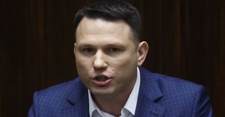 Sprzeciwił się pigułkom "dzień po". "Ja mam 37 lat"