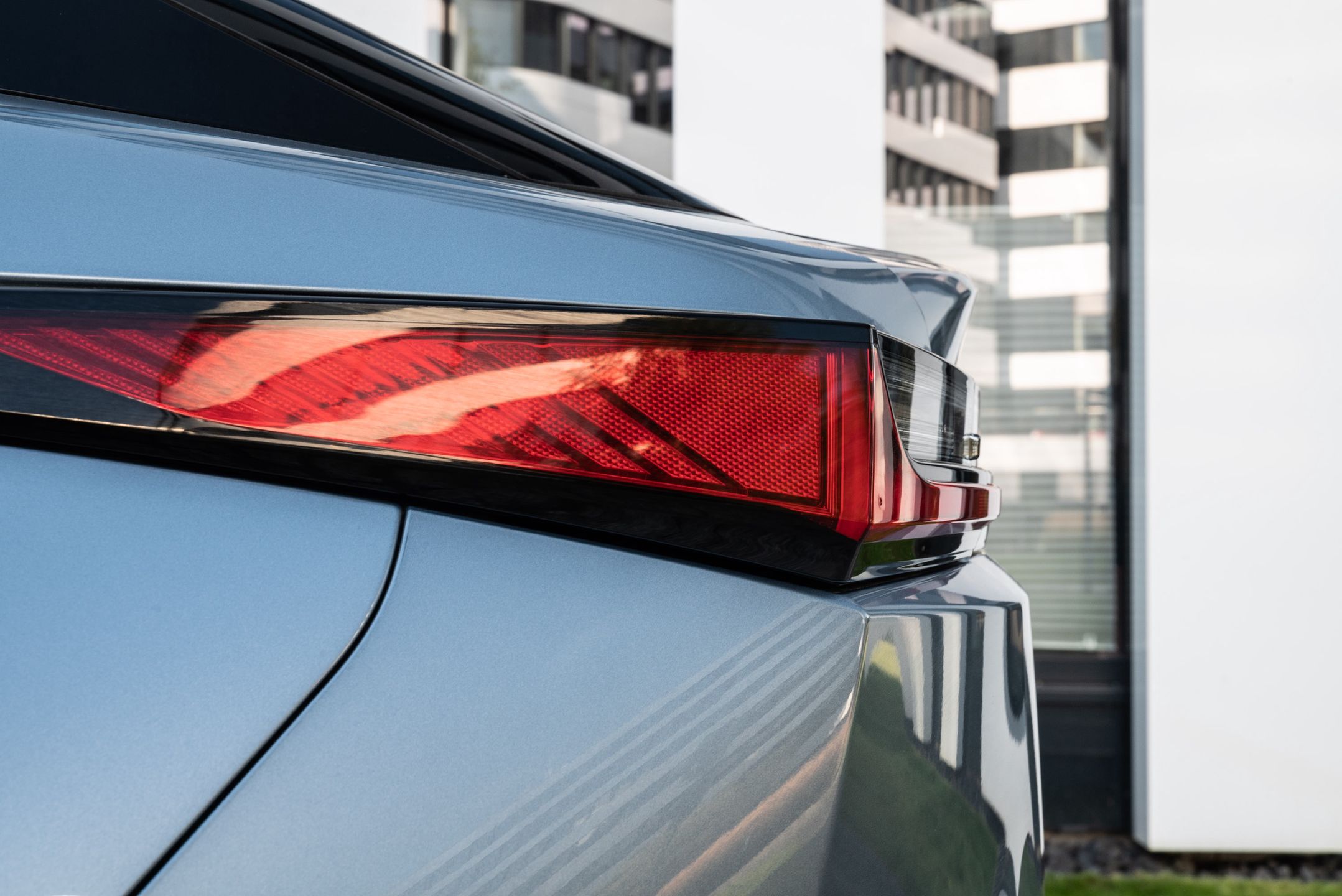 Lexus RZ