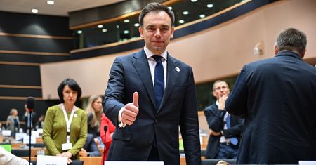 "Tego zagrożenia nie ma". Minister finansów uspokaja ws. umowy UE z Indiami