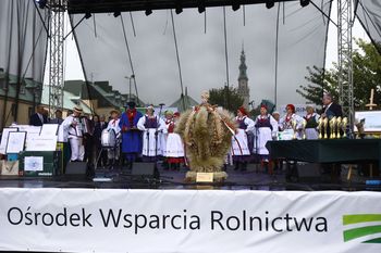 Częstochowa: Dożynki Jasnogórskie. Rozpoczęto Krajową Wystawę Rolniczą