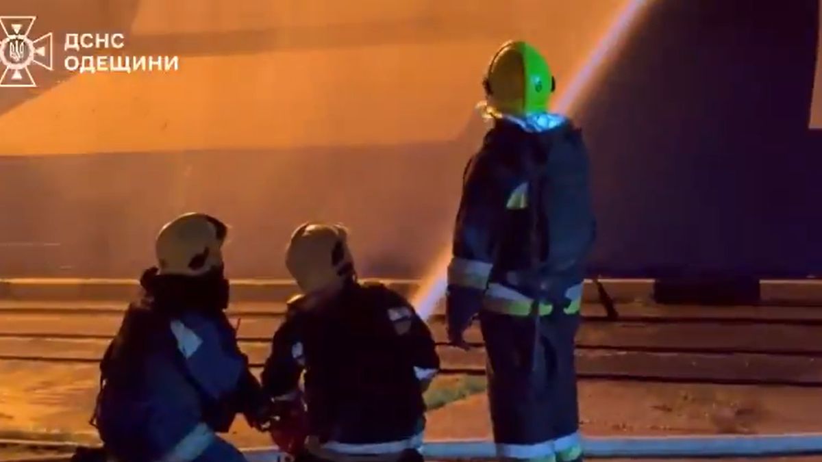 Rosjanie nasilają ataki. Trzy tureckie statki uszkodzone 