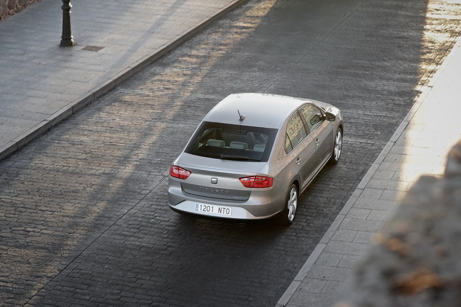 Seat Toledo (2012) - obszerna galeria zdjęć 17
